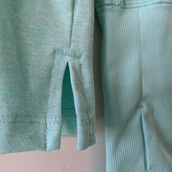 Nike Dry Fit Long Sleeve Mint Soft Top NEW!! - Picture 3 of 6